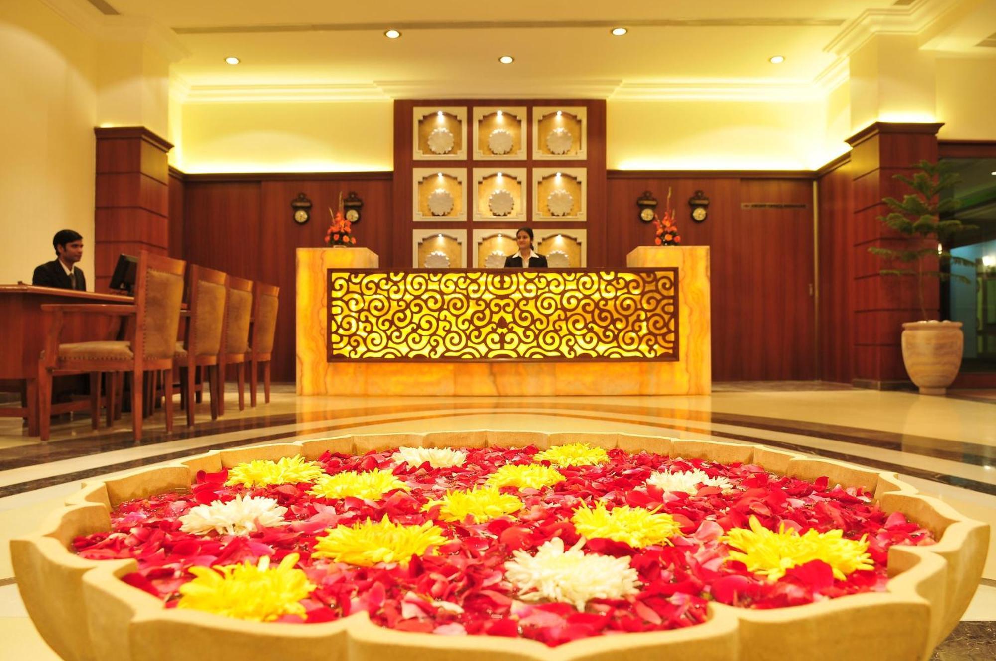 Cambay Resort, Udaipur Bagian luar foto